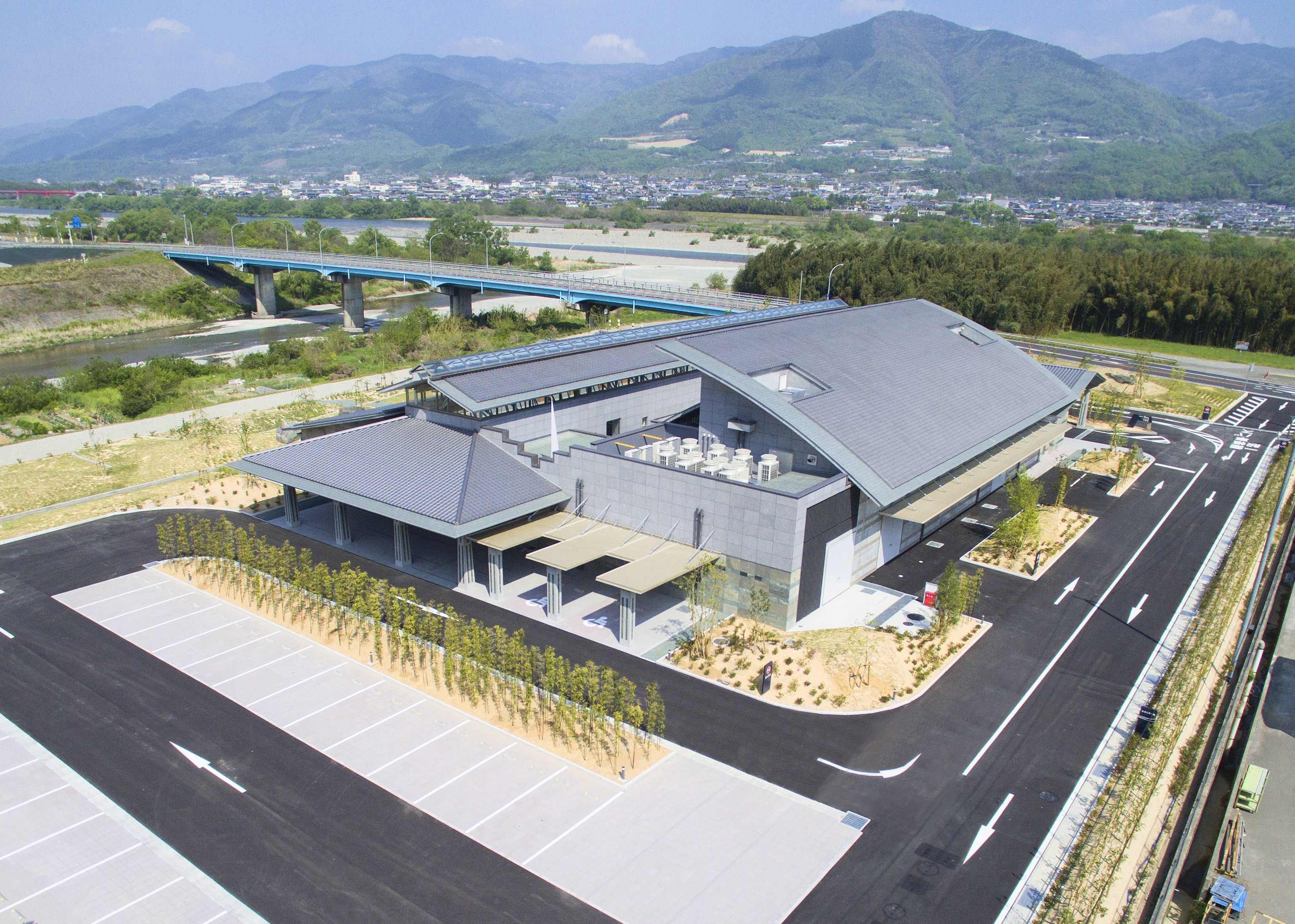 美馬西部共立火葬場 「せせらぎの風」